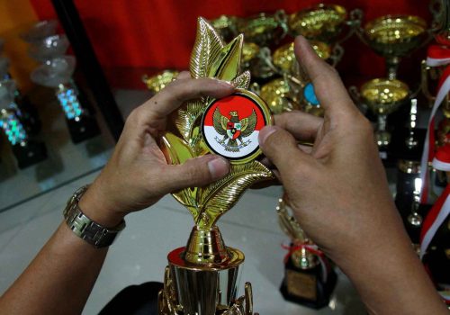 pembuatan piala